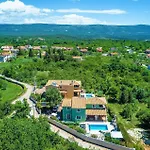 Branka Πούλα
