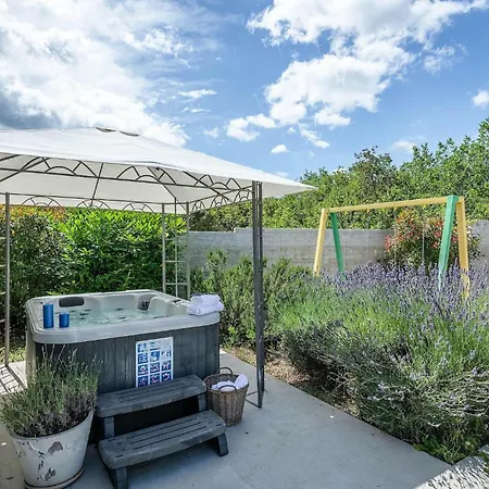 Holiday home Branka Pula