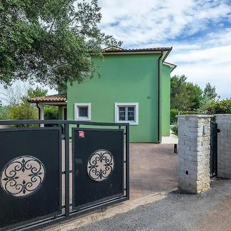 Branka Holiday home *